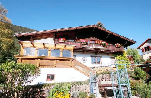 Leithen Apartment | 80 m² Apartment ∙ 3 bedrooms ∙ 5 guests