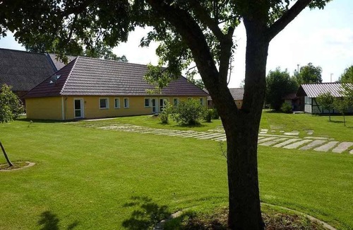 Lietzow Apartment | 80 m² Apartment ∙ 2 bedrooms ∙ 6 guests