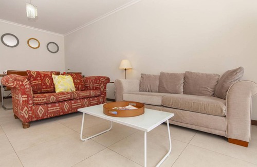 Lagos Apartment | 80 m² Apartment ∙ 2 bedrooms ∙ 4 guests