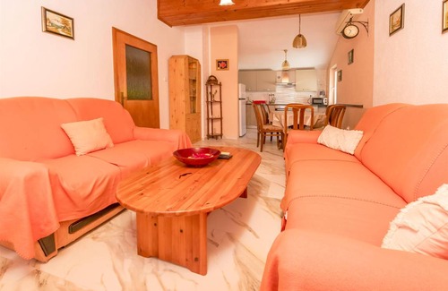 Rogoznica Apartment | 80 m² Apartment ∙ 2 bedrooms ∙ 6 guests