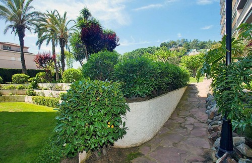 Calella Apartment | 80 m² Apartment ∙ 3 bedrooms ∙ 5 guests