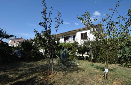 Municipality of Omisalj Apartment | 80 m² Apartment ∙ 3 bedrooms ∙ 8 guests