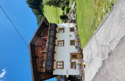 See Apartment | 80 m² Apartment ∙ 3 bedrooms ∙ 6 guests