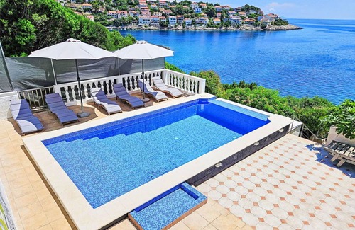 Zavalatica Apartment | 80 m² Apartment ∙ 4 bedrooms ∙ 7 guests