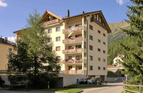 Pontresina Apartment | 80 m² Apartment ∙ 2 bedrooms ∙ 4 guests
