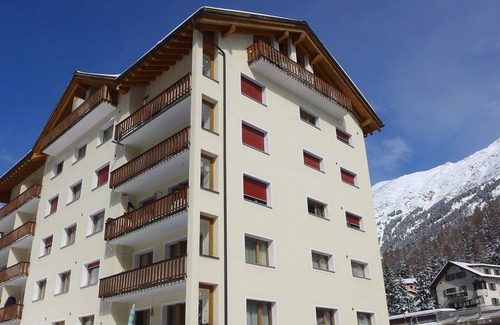 Pontresina Apartment | 80 m² Apartment ∙ 2 bedrooms ∙ 4 guests