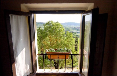 Poggibonsi Apartment | 80 m² Apartment ∙ 2 bedrooms ∙ 4 guests