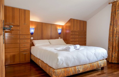 Sils-Maria Apartment | 80 m² Apartment ∙ 2 bedrooms ∙ 4 guests