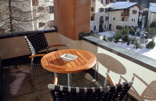 Sils-Maria Apartment | 80 m² Apartment ∙ 2 bedrooms ∙ 6 guests