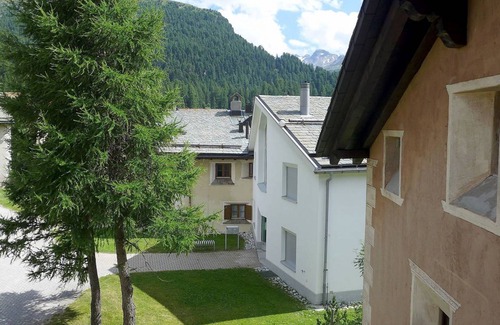 Sils-Maria Apartment | 80 m² Apartment ∙ 2 bedrooms ∙ 6 guests