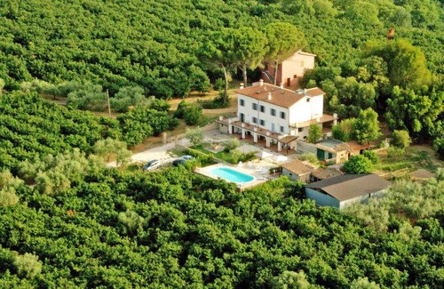 Caprarola House | 80 m² Farmhouse ∙ 3 bedrooms ∙ 7 guests