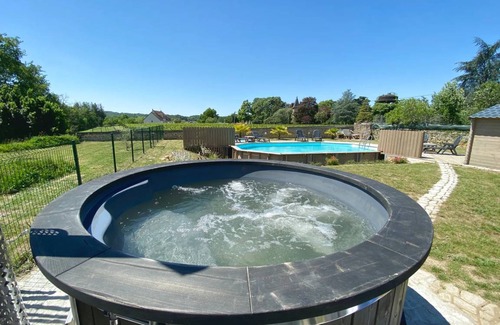 Le Menoux House | 80 m² House ∙ 2 bedrooms ∙ 6 guests