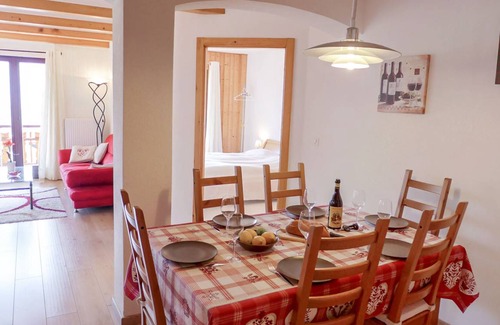 Ollon Villa | 80 m² Villa ∙ 1 bedroom ∙ 6 guests