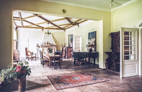 Friedland House | 800 m² House ∙ 9 bedrooms ∙ 20 guests