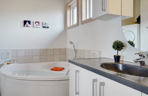 Lild Strand House | 81 m² House ∙ 3 bedrooms ∙ 8 guests
