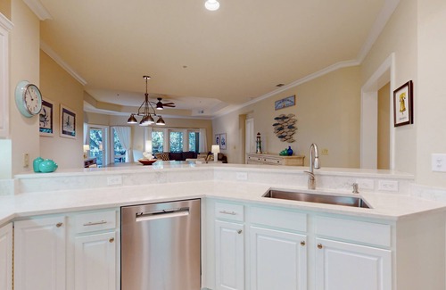 Palmetto Dunes Villa | 8138 Wendover Dunes- Large Updated Villa Steps from the Beach!