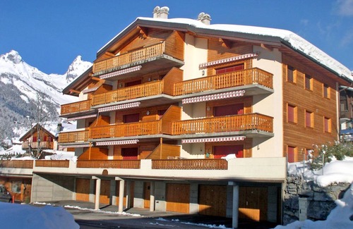 Ovronnaz Apartment | 82 m² Apartment ∙ 2 bedrooms ∙ 5 guests