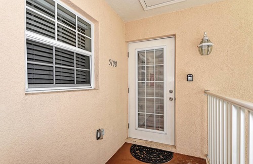 Siesta Key Village Apartment | 82 m² Apartment ∙ 2 bedrooms ∙ 4 guests