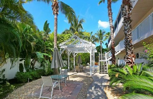 Ilexhurst House | 82 m² House ∙ 2 bedrooms ∙ 4 guests