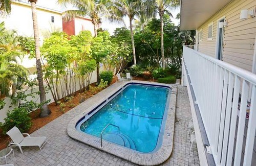Ilexhurst House | 82 m² House ∙ 2 bedrooms ∙ 4 guests