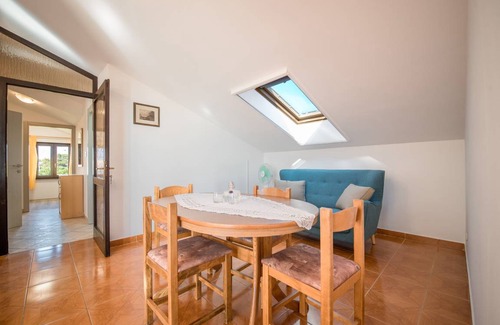 Vrsi Apartment | 83 m² Apartment ∙ 2 bedrooms ∙ 5 guests