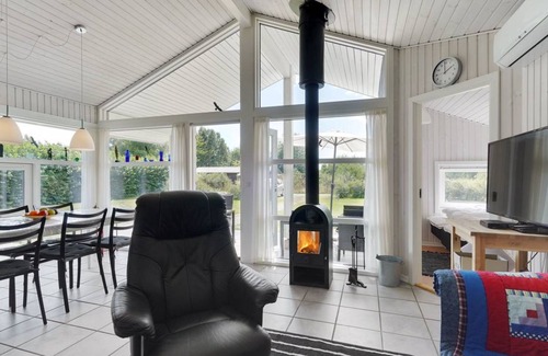Hov House | 83 m² House ∙ 1 bedroom ∙ 8 guests