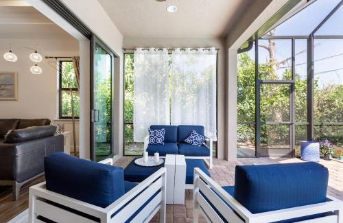Naples Park House | 833 Perfect Naples - Pool - 3BR Near the Beach