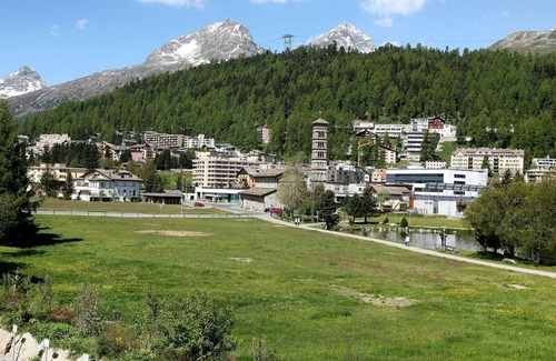 St. Moritz Apartment | 84 m² Apartment ∙ 2 bedrooms ∙ 4 guests