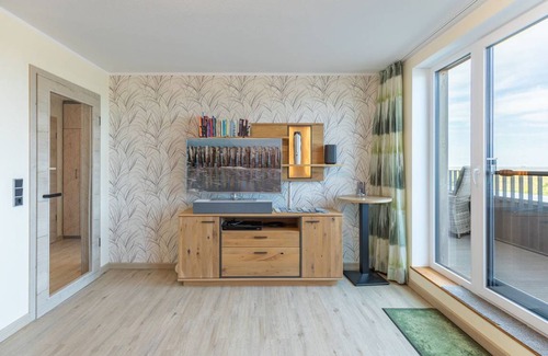 Norderhafen Apartment | 84 m² Apartment ∙ 2 bedrooms ∙ 4 guests