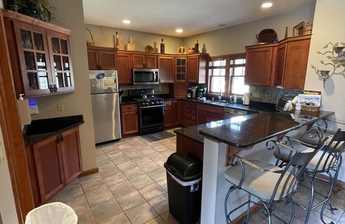 Clymer Condo | 8409 PEEK N PEAK SLOPE SIDE SKI IN/OUT GOLF LIFT 8,Firepit