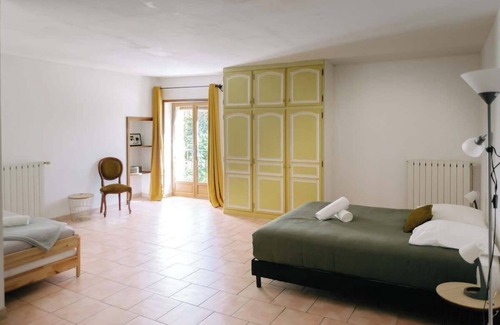 Althen-des-Paluds Other | 84B7 - Accommodation in a charming 18th century farmhouse
