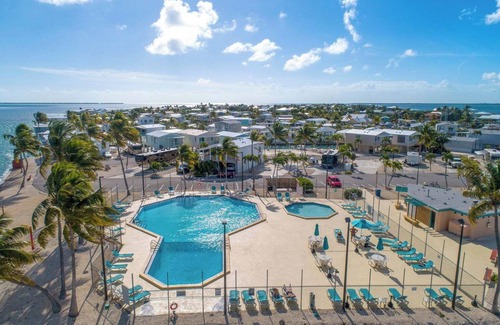 Cudjoe Key RV Rental | 85 Canalfront Empty RV Lot with 35' Seawall