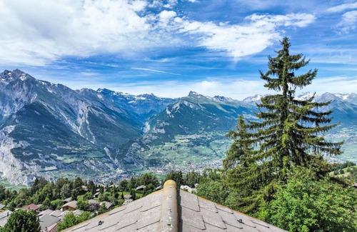 Saint-Pierre-de-Clages Other | 85 m² Accommodation ∙ 3 bedrooms ∙ 6 guests