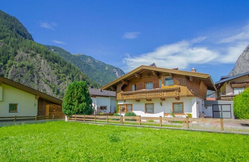 Umhausen Apartment | 85 m² Apartment ∙ 2 bedrooms ∙ 4 guests