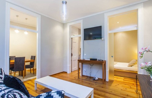 Merces Apartment | 85 m² Apartment ∙ 2 bedrooms ∙ 4 guests
