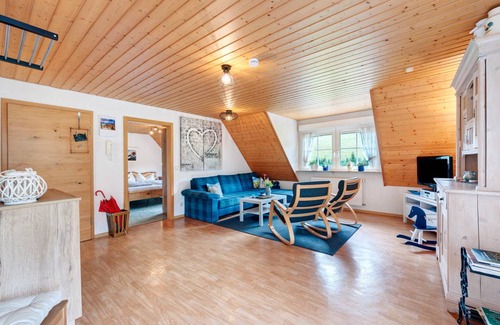Kirchzarten Apartment | 85 m² Apartment ∙ 2 bedrooms ∙ 5 guests