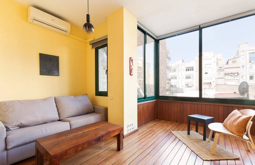 Hostafrancs Apartment | 85 m² Apartment ∙ 2 bedrooms ∙ 5 guests