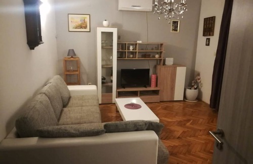 Jesenice Apartment | 86 m² Apartment ∙ 2 bedrooms ∙ 6 guests