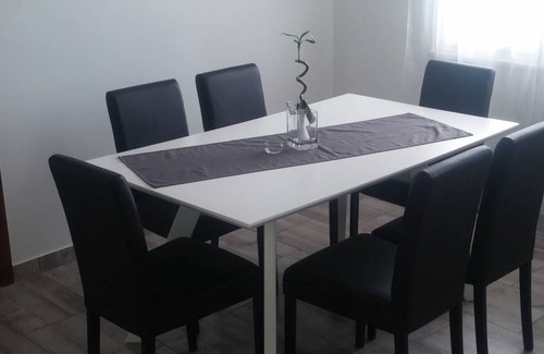 Jesenice Apartment | 86 m² Apartment ∙ 2 bedrooms ∙ 6 guests