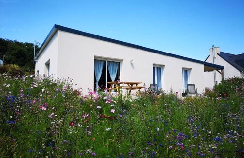 Ploubazlanec House | 87 m² House ∙ 3 bedrooms ∙ 4 guests