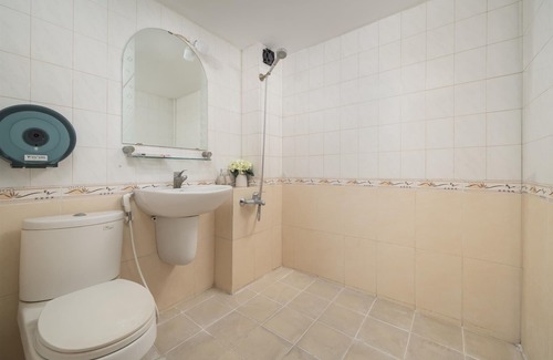 Old Quarter Bed & Breakfast | 88 Hàng Đào Hostel
