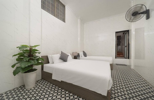 Old Quarter Bed & Breakfast | 88 Hàng Đào Hostel