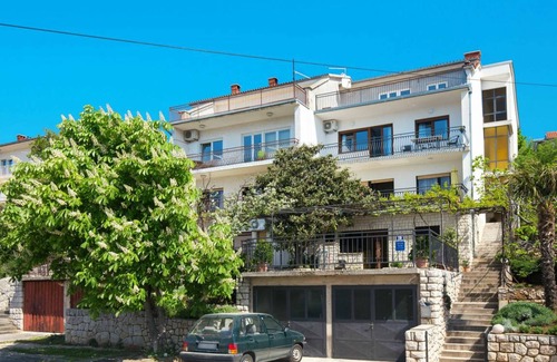 Novi Vinodolski Apartment | 88 m² Apartment ∙ 2 bedrooms ∙ 4 guests