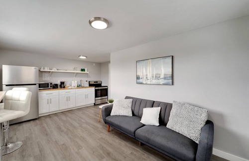 Tampa Apartment | 8818 Rocky Creek Drive, Unit B