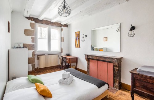 Richebourg - Saint-Clement Apartment | 89 m² Apartment ∙ 3 bedrooms ∙ 6 guests