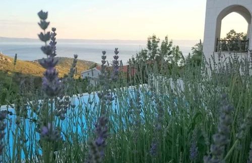Makarska House | 8910 Comfortable holiday residence