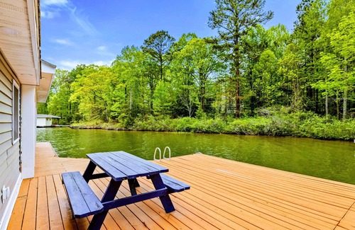 Bumpass House | 8BR Lakefront Retreat, Pool, Boat Dock, Hot Tub