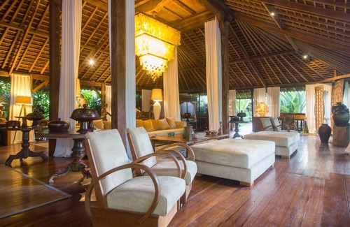 Banjar Semer Villa | 8BR Villa, W/Swimming Pool To Enjoy The Gorgeous Scenery!