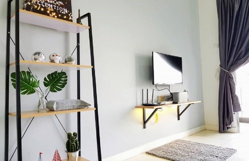 Bandar Puchong Jaya Apartment | 9-10 Pax Puchong IOI Mall Cozy Apartment SkyPod