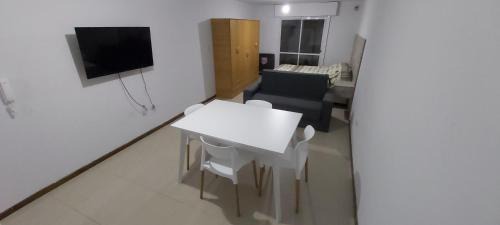 General Roca Apartment | 9 de julio y Santa Cruz